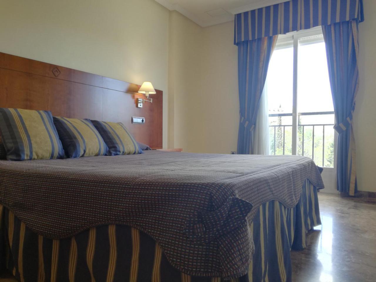 Noche De Ronda Apart-hotel 3*
